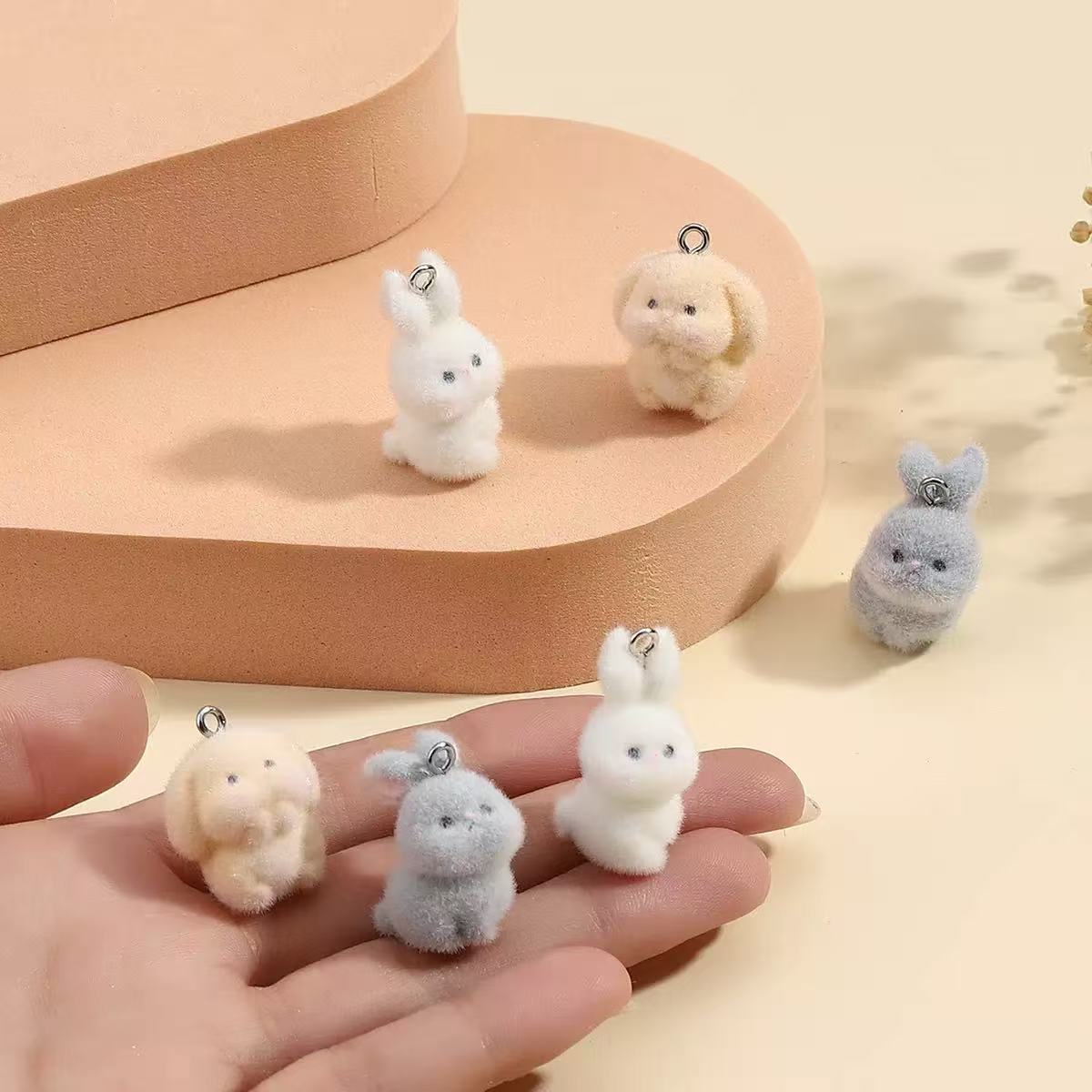 10 szt. Flokowane Figurki Król – Resin Art Earrings recenzja i cena